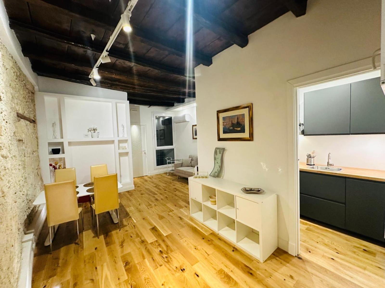Antico Corso Charme Bed & Breakfast Cagliari Exterior photo