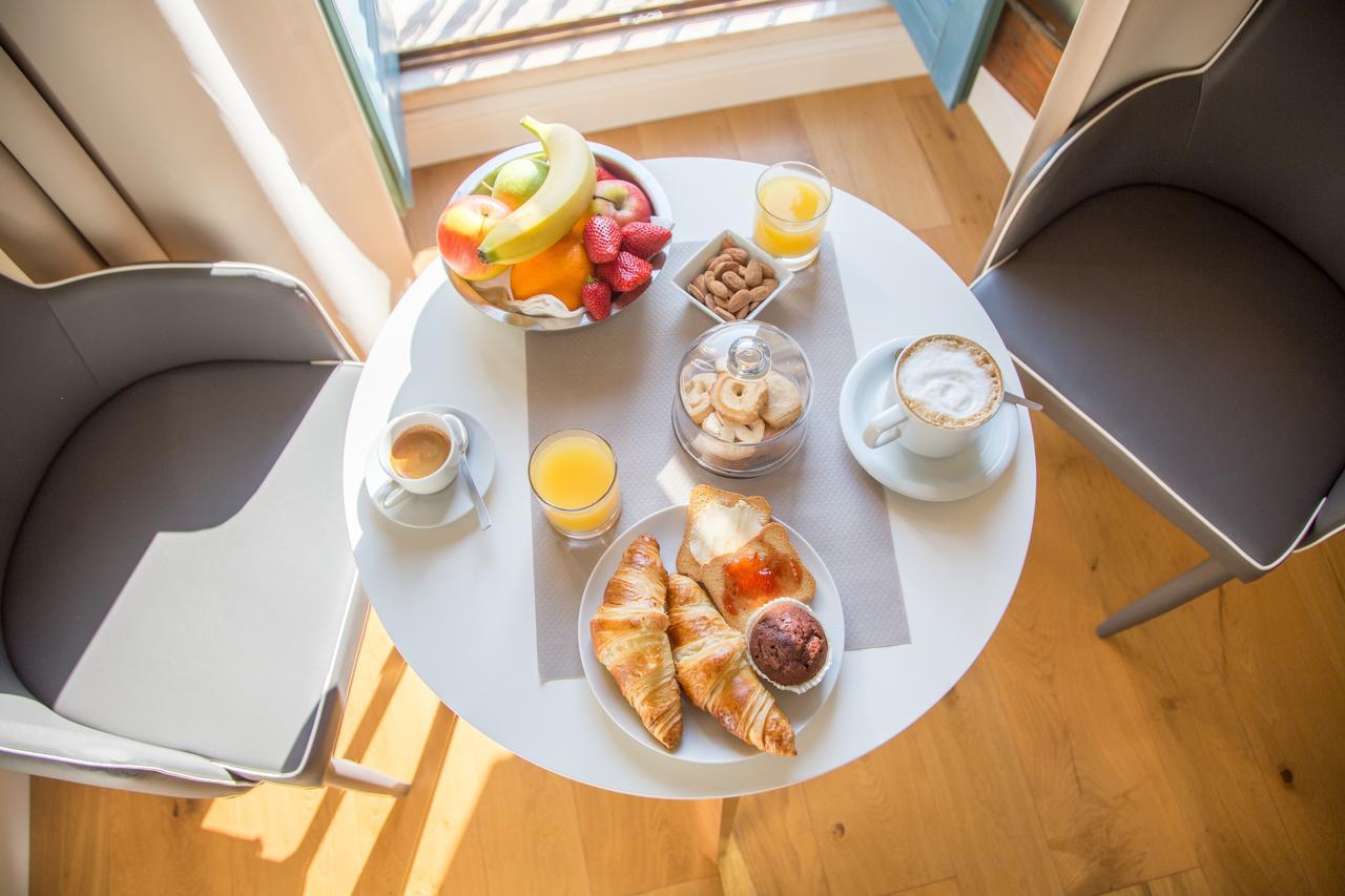 Antico Corso Charme Bed & Breakfast Cagliari Exterior photo